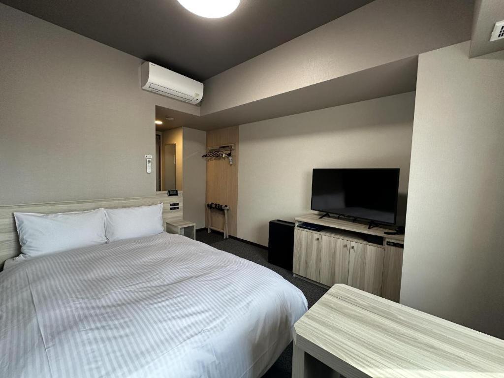 Hotel Route Inn Miyakonojo Exterior photo