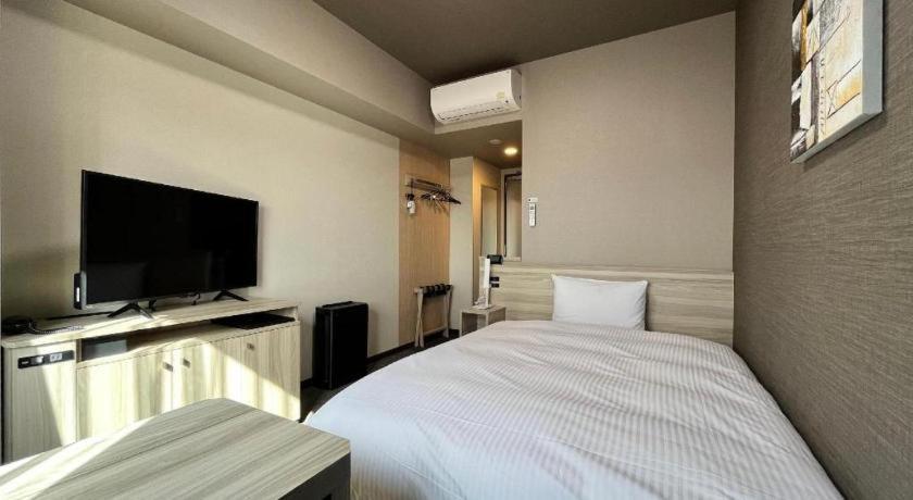 Hotel Route Inn Miyakonojo Exterior photo